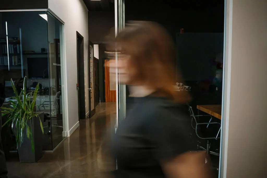 Image du Hero - Plein écran avec navigation